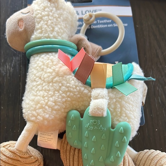Itzy Ritzy Other - Itzy Ritzy Llama Teether Toy